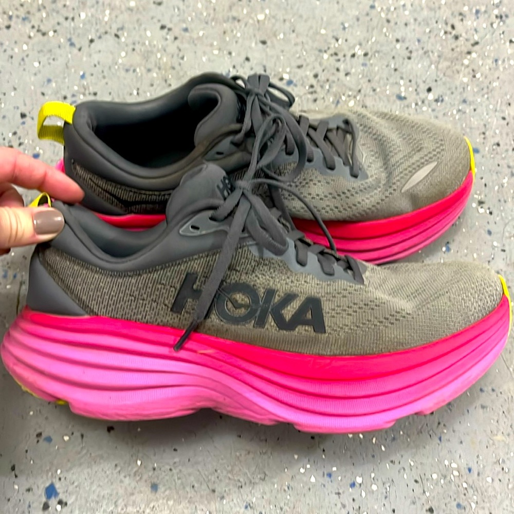 HOKA Bondi 8